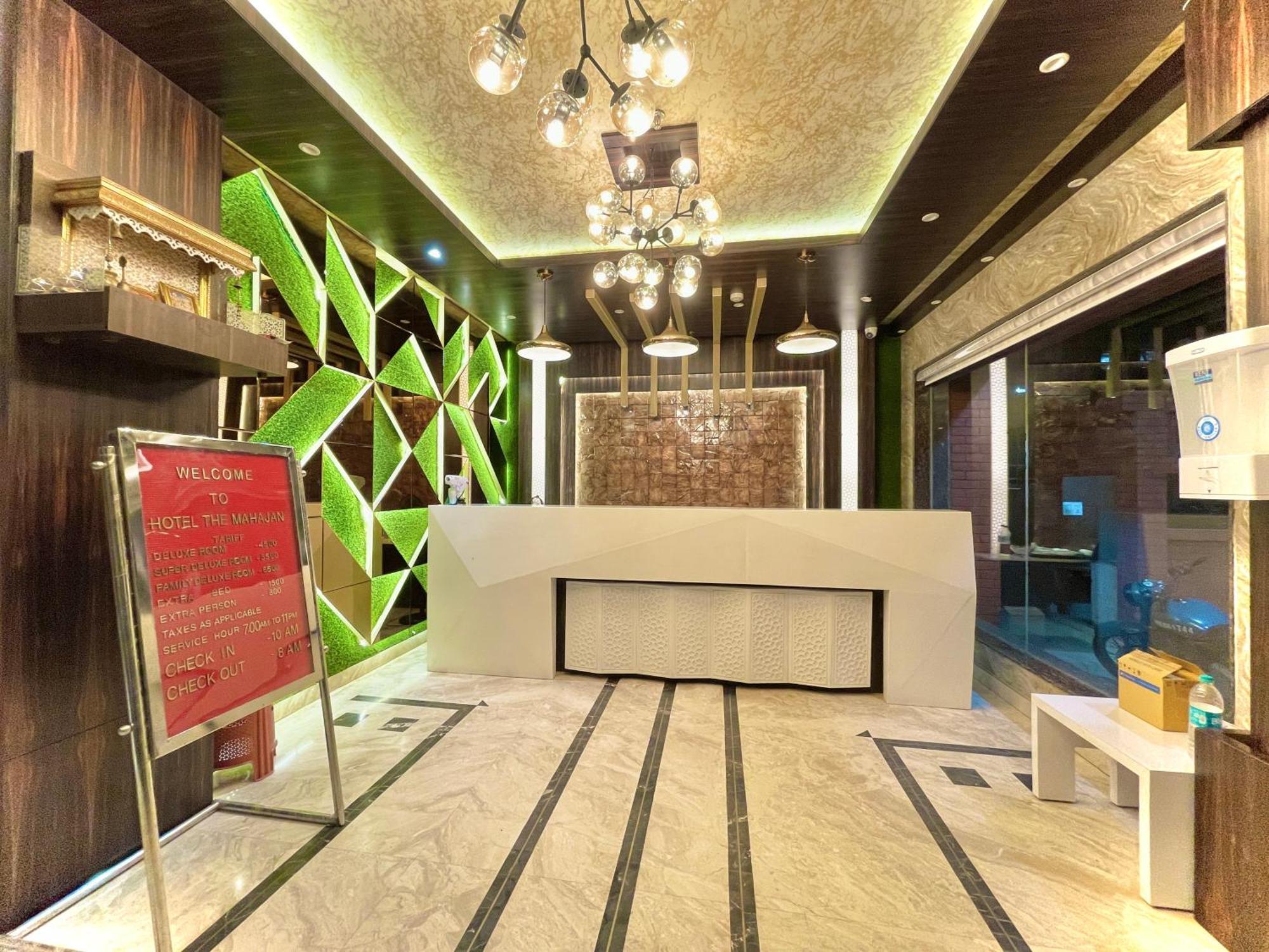 Hotel Kuber Palace ! Puri Near-Sea-Beach-And-Temple Fully-Air-Conditioned-Hotel With-Lift-And-Parking-Facility Eksteriør bilde